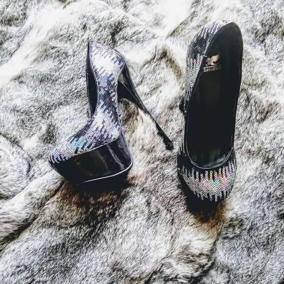 Beautiful platform heels! - Picture 5 of 6